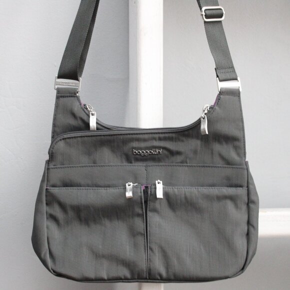 Baggallini Charcoal Gray Nylon Cross Over Crossbody Bag with Removable Wristlet - Picture 3 of 11